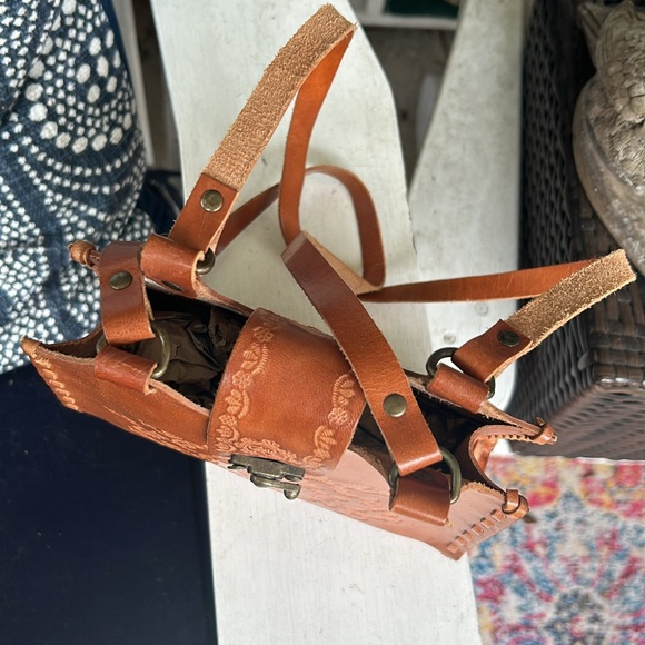 NWOT Hand Tooled Leather Bag - Picture 2 of 11